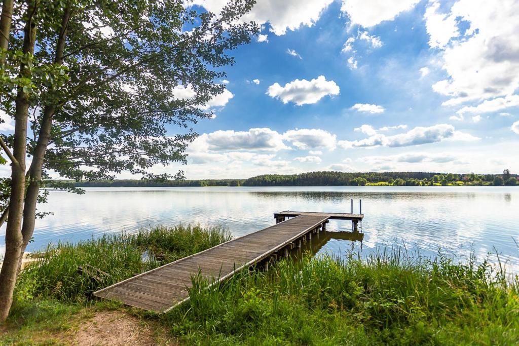 Mazurska Lesniczowka Nowy Zyzdroj Bed and Breakfast Eksteriør billede