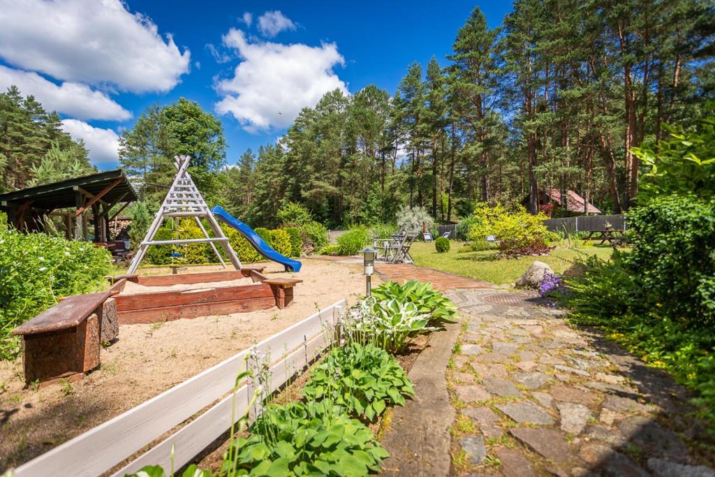 Mazurska Lesniczowka Nowy Zyzdroj Bed and Breakfast Eksteriør billede